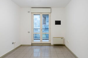 Spazioso ufficio di 5 locali in posizione strategica